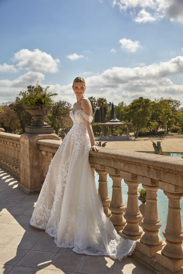 ROBE PRINCESSE PAILLETTE